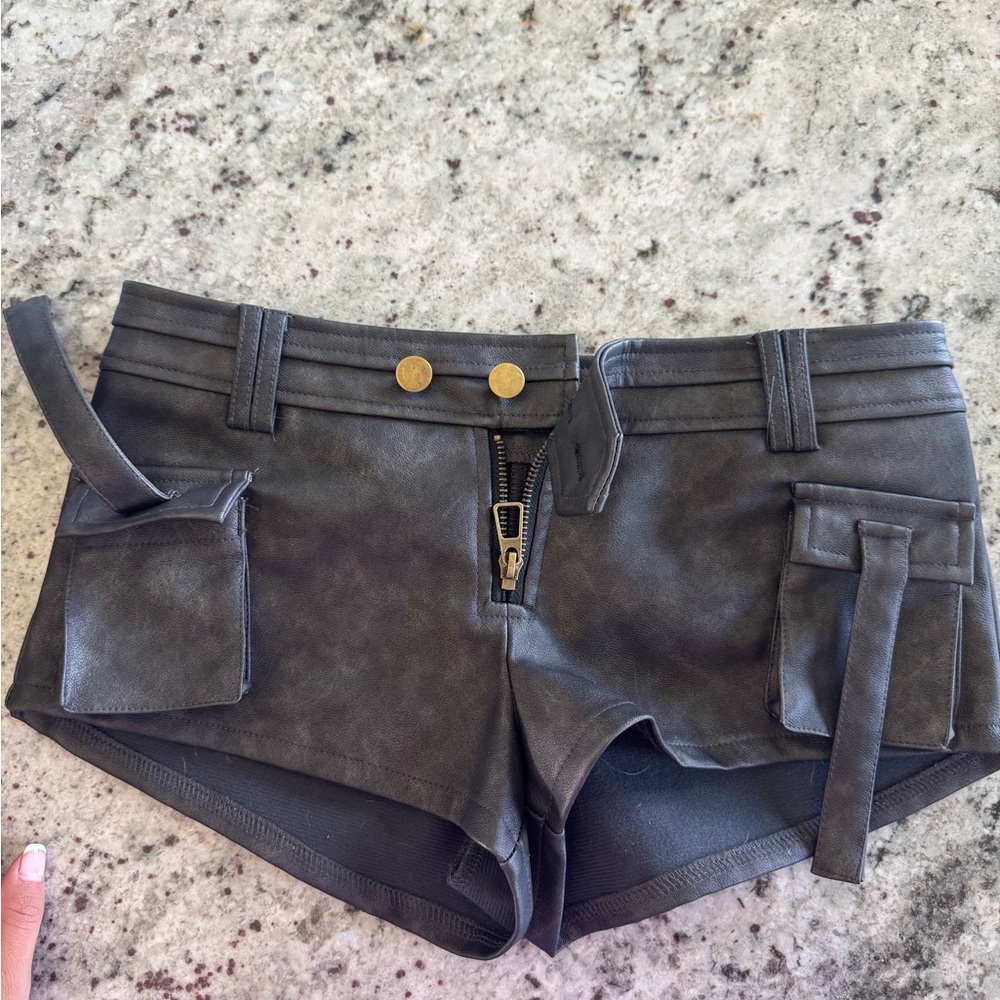 Edikted Dark Gray Women's Cargo Shorts